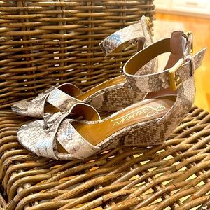 Rowen metallic snake-print platforms with gold hardware!7.5